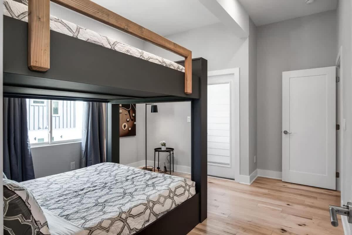 Holiday home Side By Side Nash Homes - Relaxing Rooftop Patios Nashville