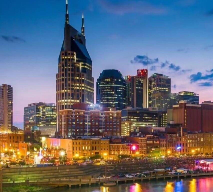 Cowgirl's Hideaway-rooftop Patio- 2 Mi To Broadway *