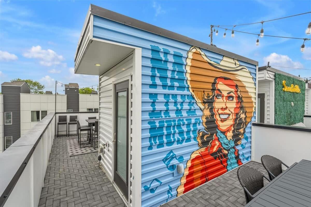 Holiday home Cowgirl's Hideaway-rooftop Patio- 2 Mi To Broadway Nashville