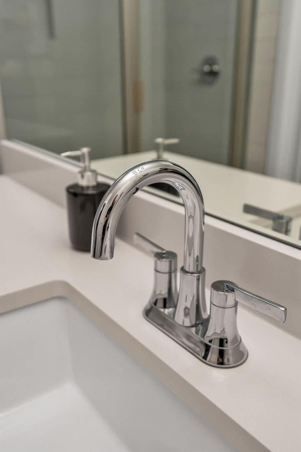 Cowgirl's Hideaway-rooftop Patio- 2 Mi To Broadway Holiday home