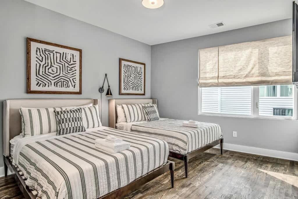 Cowgirl's Hideaway-rooftop Patio- 2 Mi To Broadway Holiday home