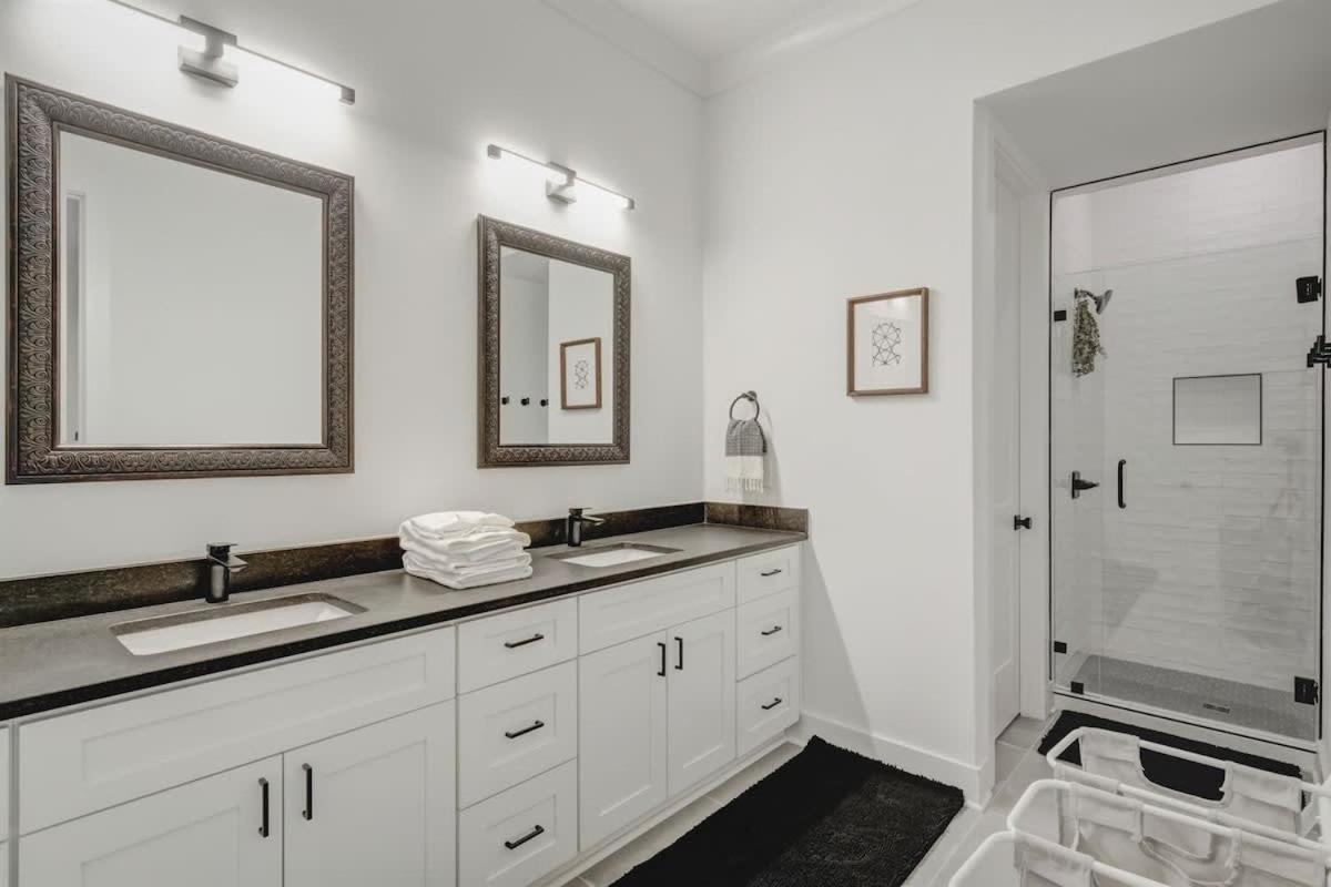 Sprawling Estate - Sleeps 16 Holiday home Nashville