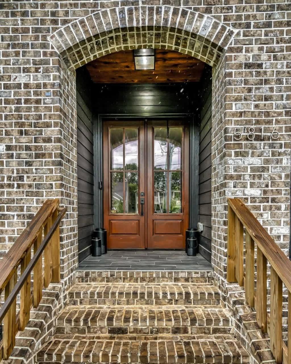 Sprawling Estate - Sleeps 16