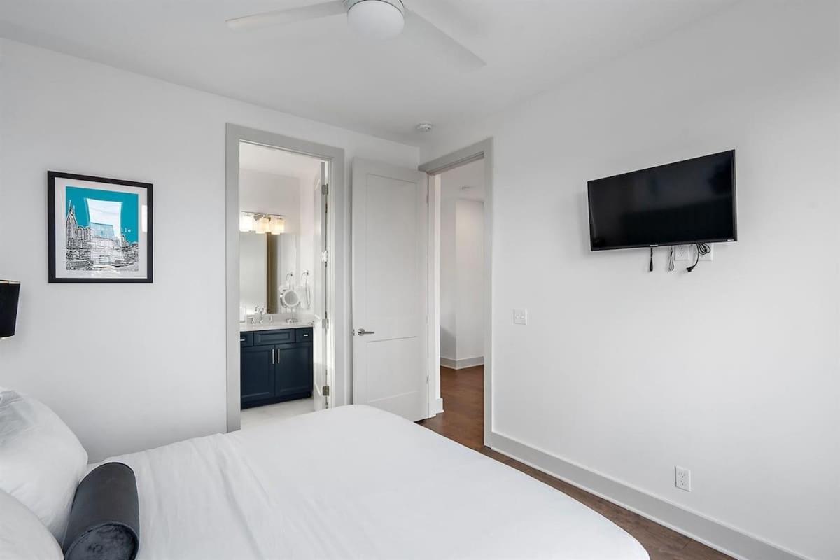 The Southern Lady - Newly Renovated Spacious Patio