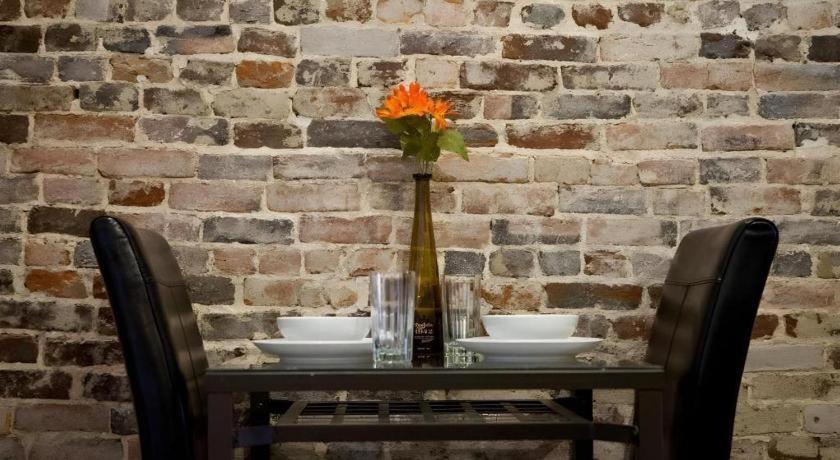 Hostel Downtown - Adults Only *
