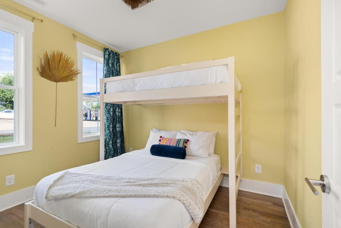 Secret Large 4bd Slp 16p 10min Broad Nashville