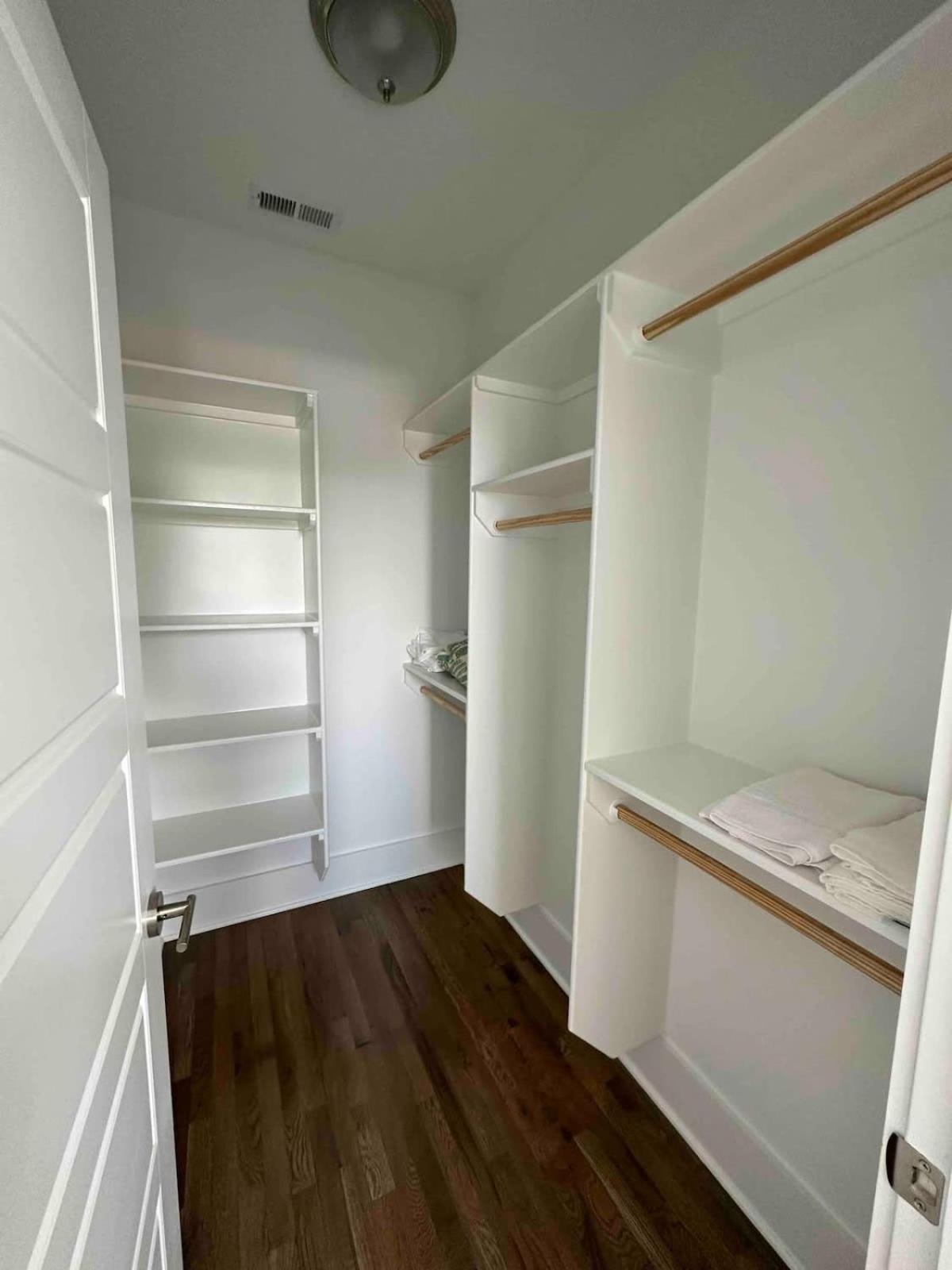 Secret Large 4bd Slp 16p 10min Broad *