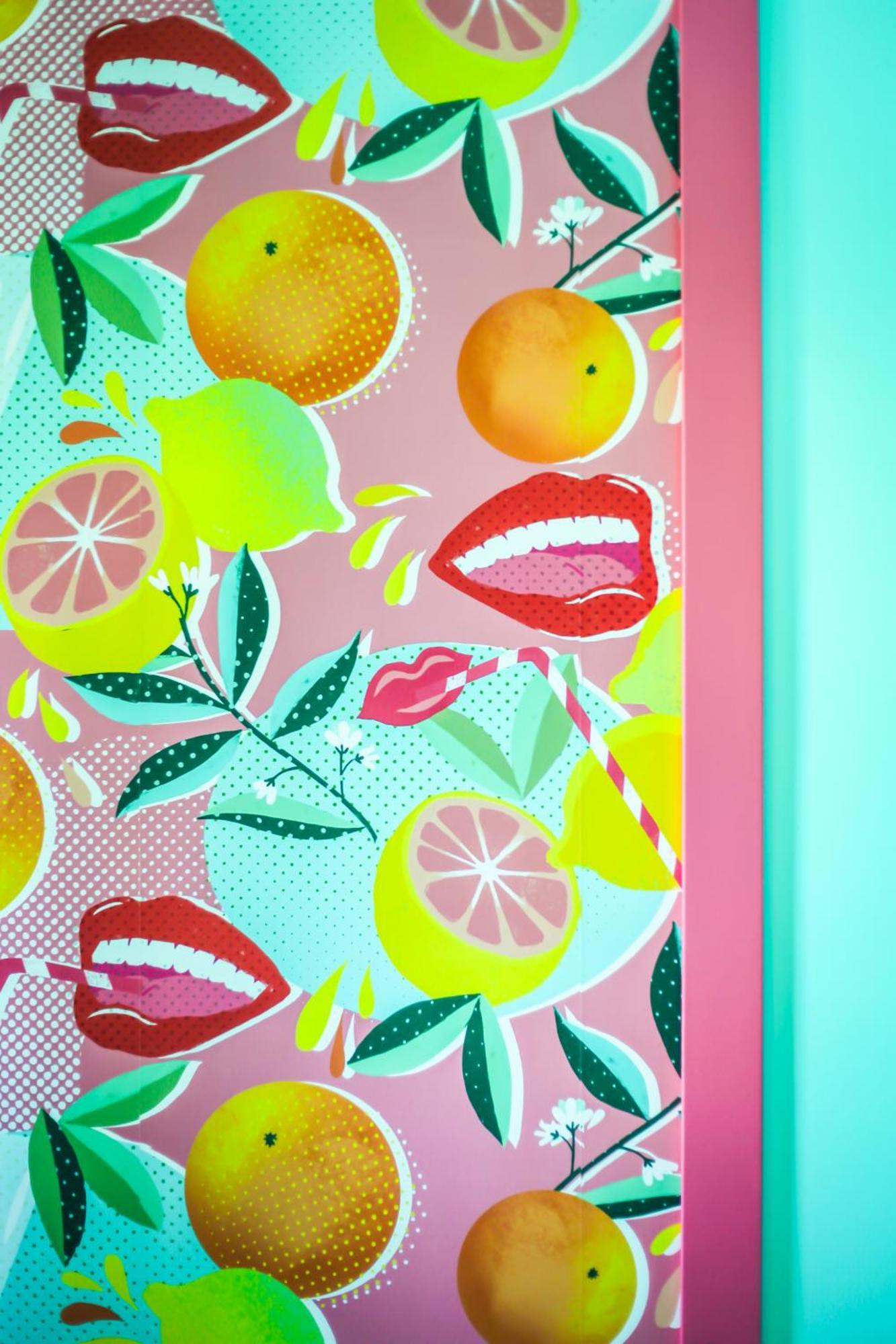 Walk To Broadway, Pool Access, Onsite Parking At Tequila Sunrise In Downtown Apartment *