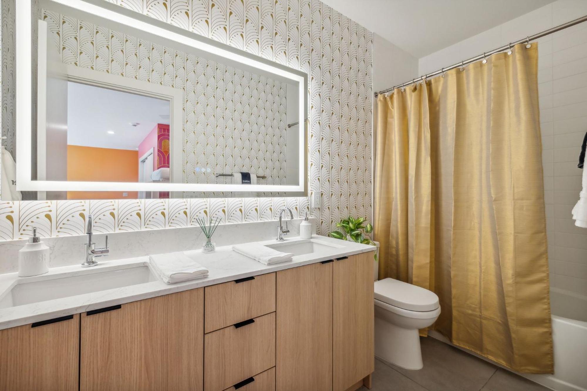 Walk To Broadway, Pool Access, Onsite Parking At Tequila Sunrise In Downtown Nashville