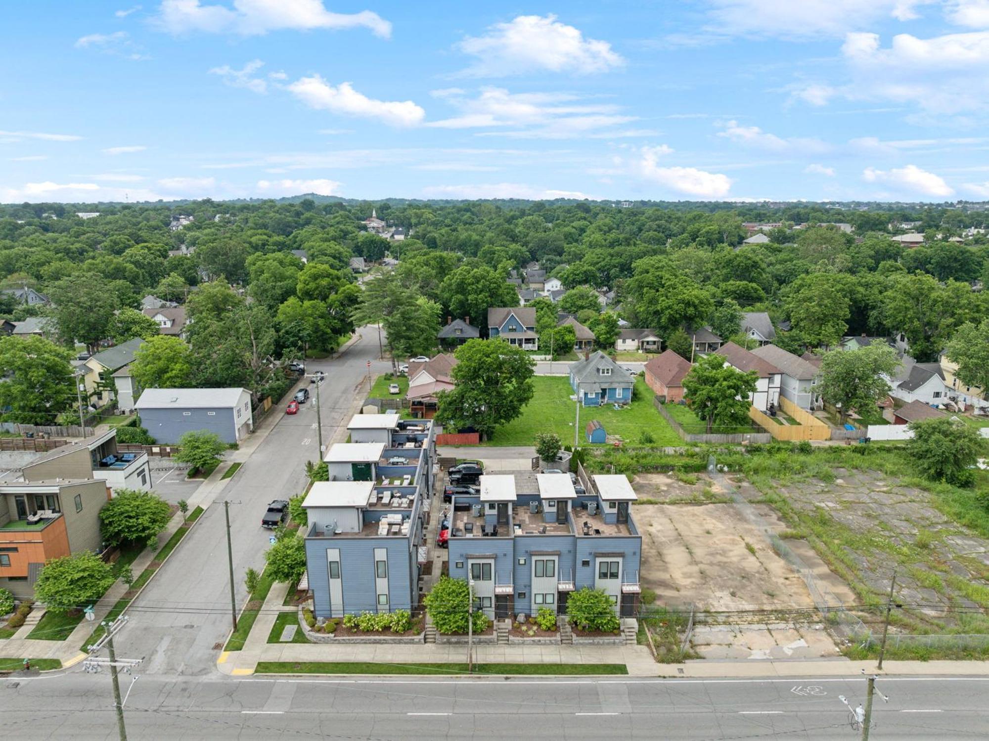 Holiday home Modern 3-story Townhome W Rooftop & Views Nashville