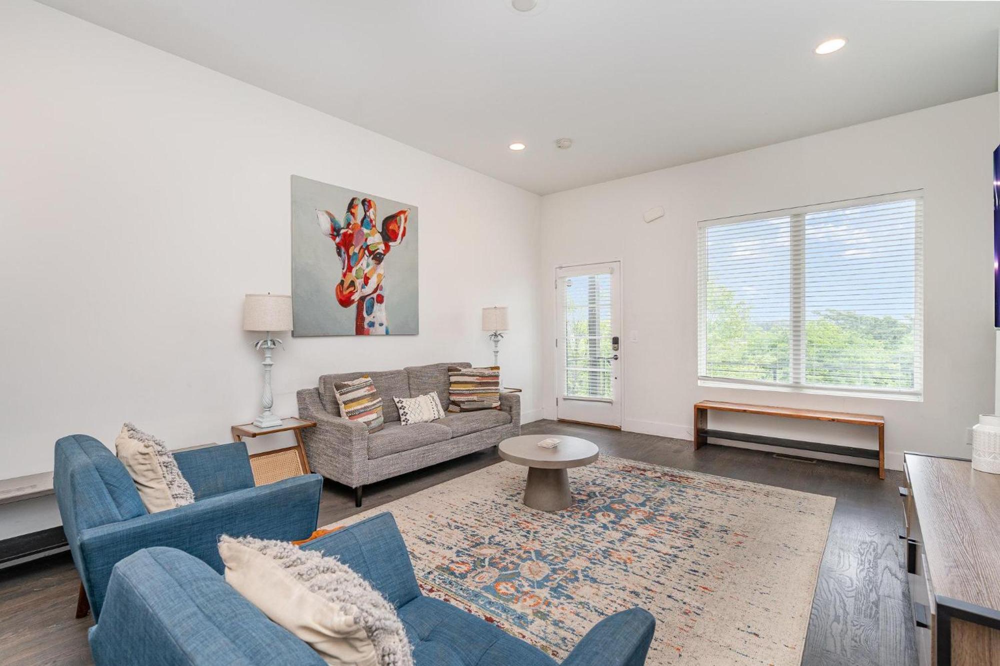 Hurst House - 4 Stylish Homes - Mins To Germantown Holiday home Nashville