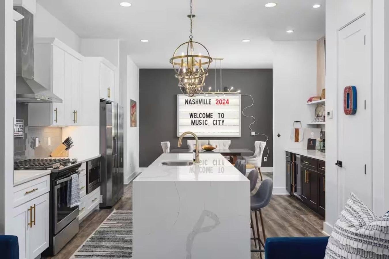 Holiday home Walk Geodis Stadium Restaurants Rooftop Ev Garage Nashville