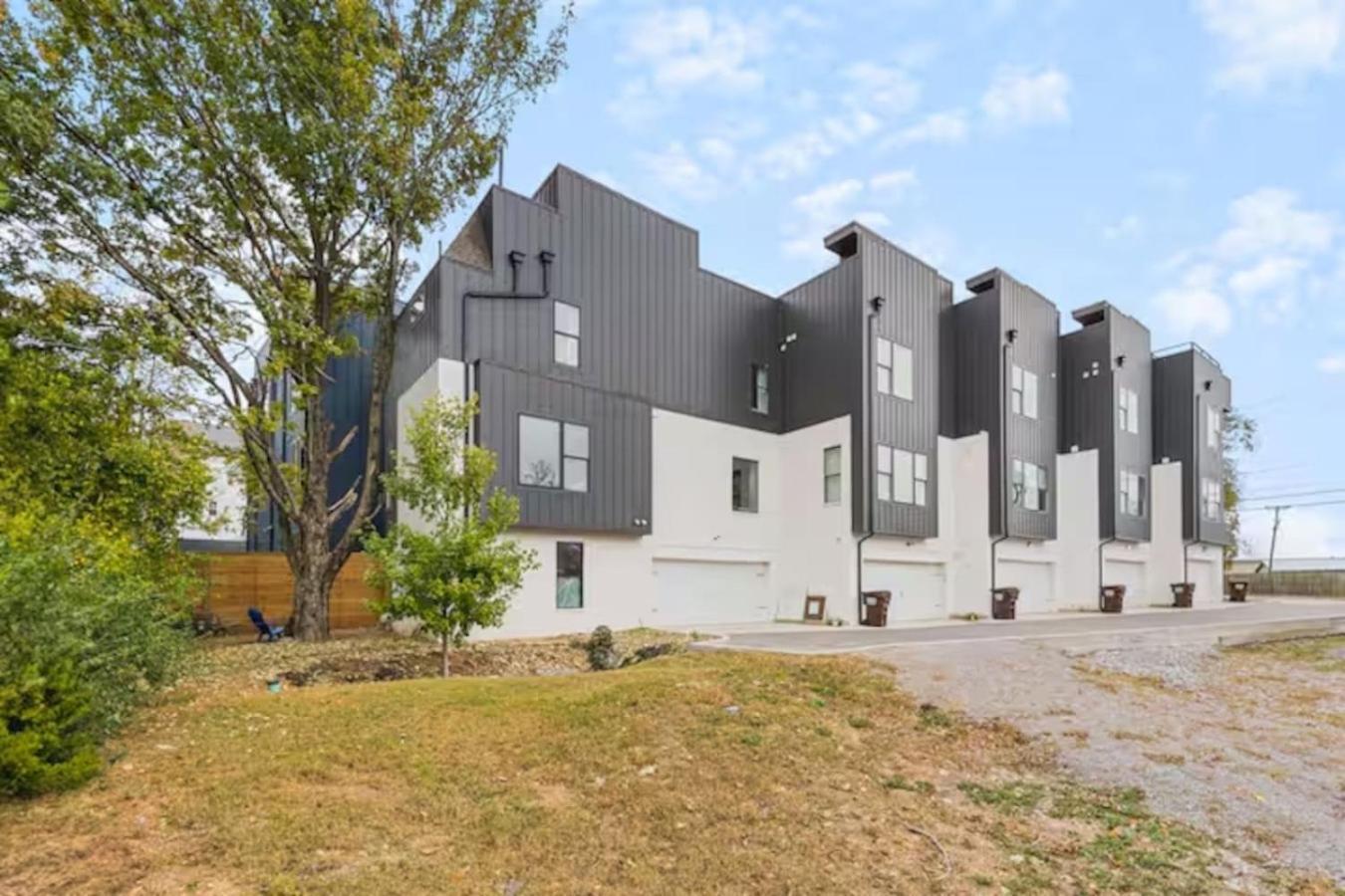 Walk Geodis Stadium Restaurants Rooftop Ev Garage *