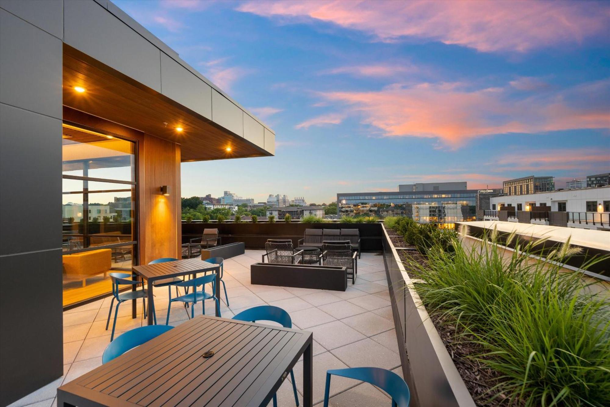 The Western Wing By Local Nashville