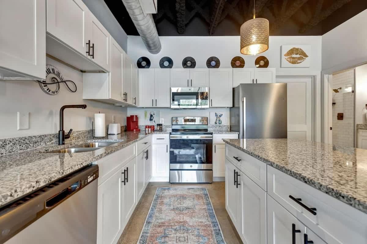 Modern Music Getaway