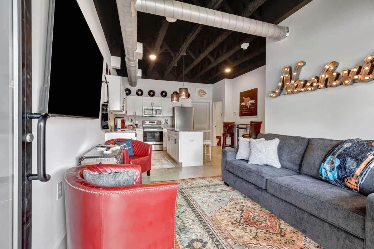 Modern Music Getaway *