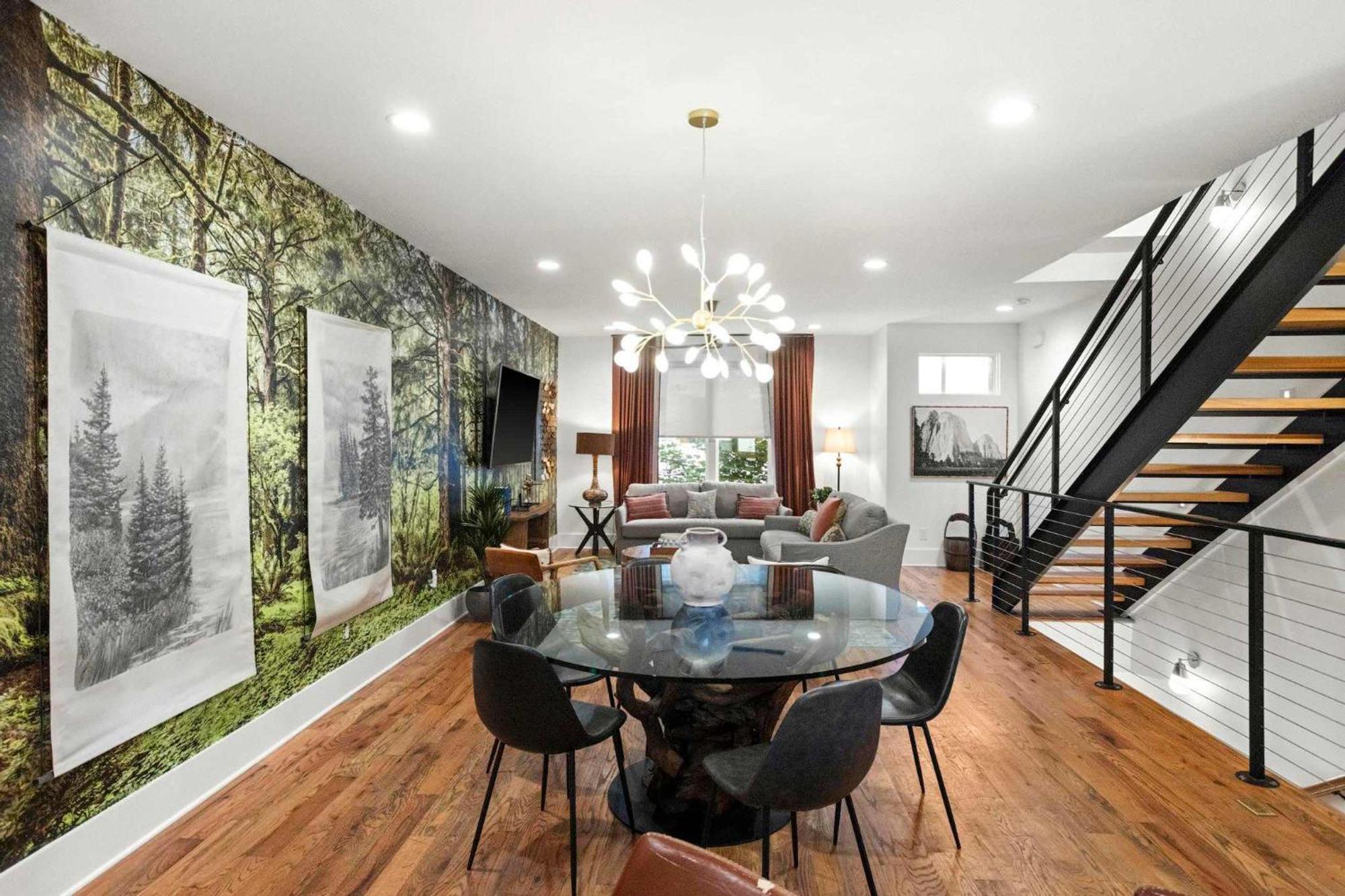 Earth At 8th & Argyle Elite Vacation Spot Holiday home