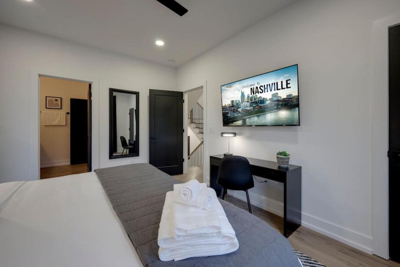 Holiday home Amazing Downtown With Skyline View