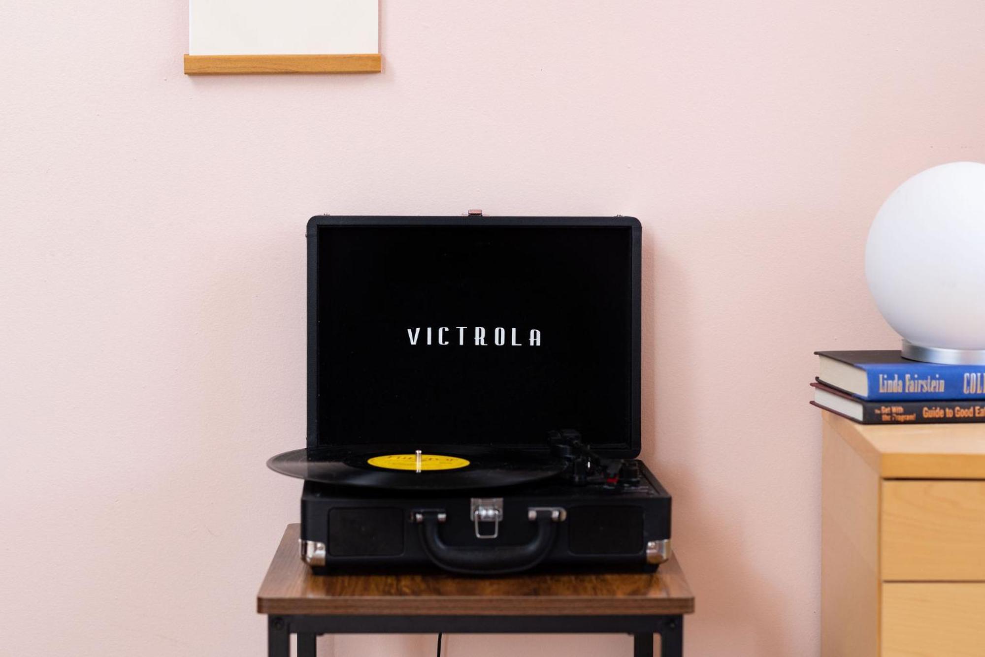 Dolly's Daydream On Music Row! * Nashville