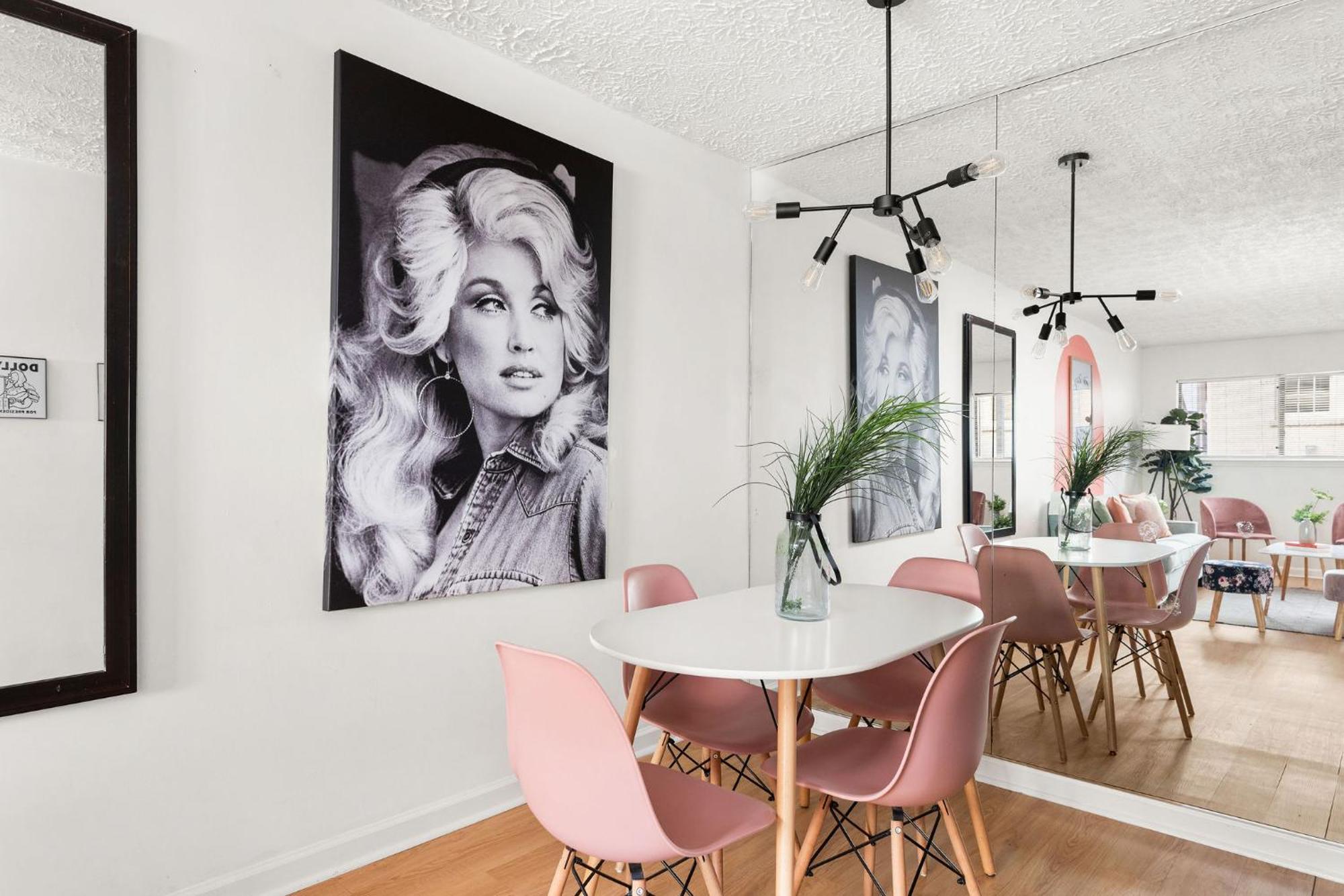 Dolly's Daydream On Music Row! Apartment Nashville