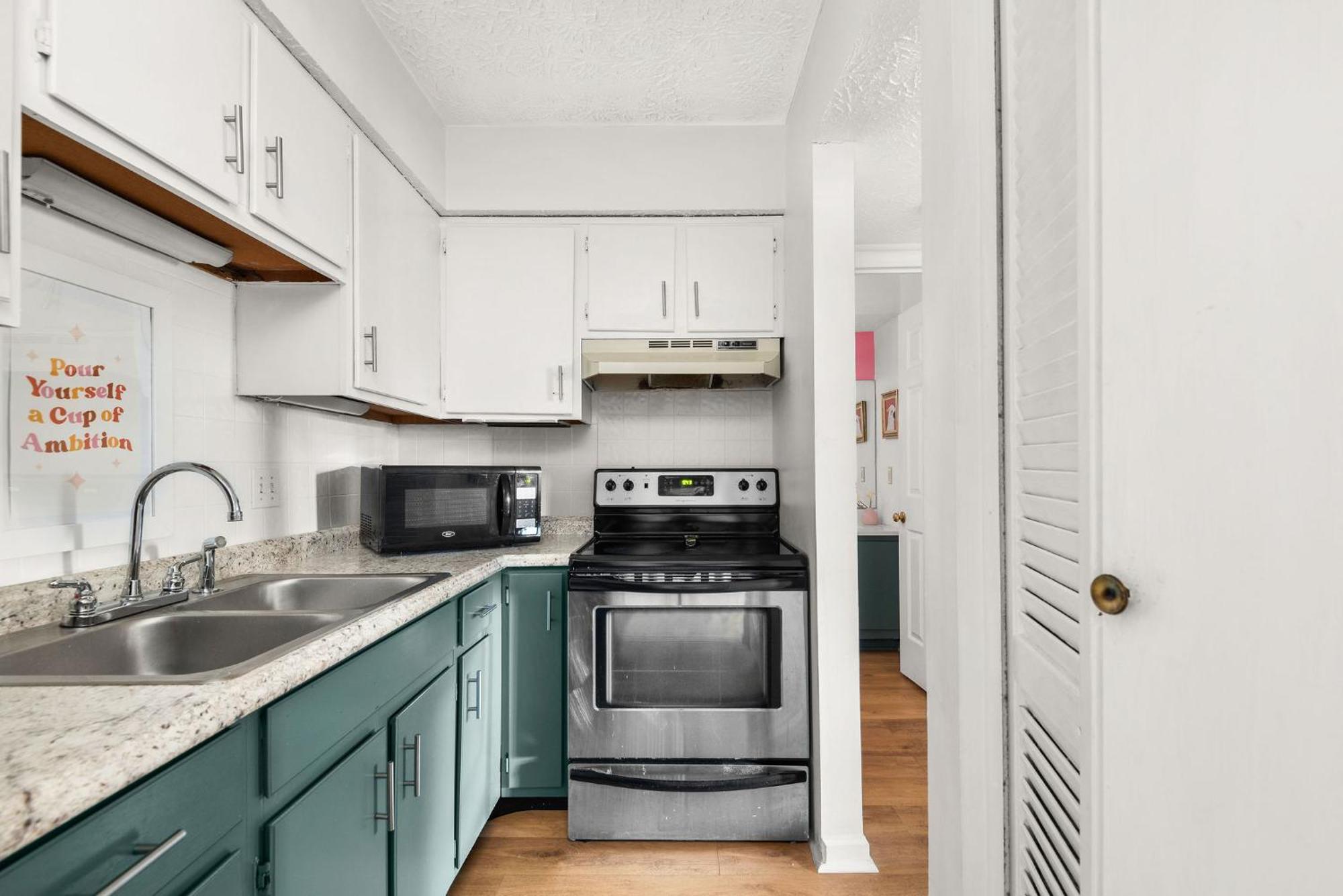 Dolly's Daydream On Music Row! Nashville