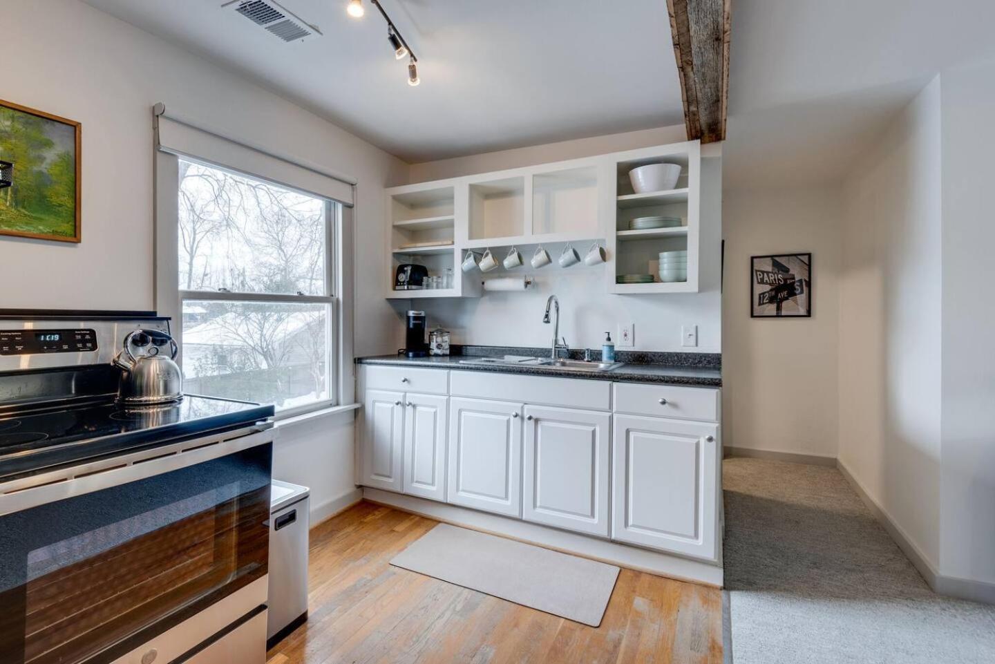 Alley Loft In 12 South Park Free Hotel