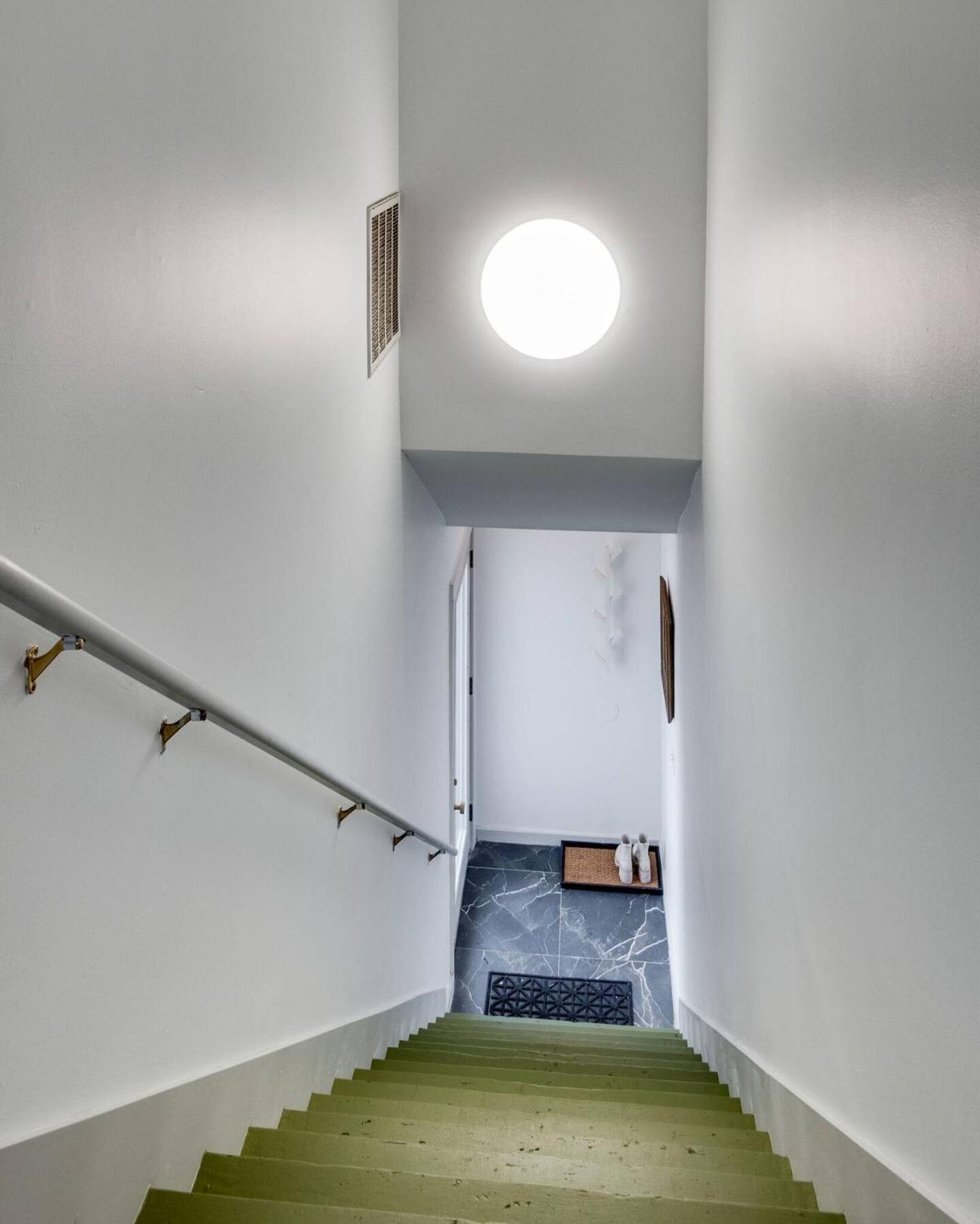 Alley Loft In 12 South Park Free Hotel *