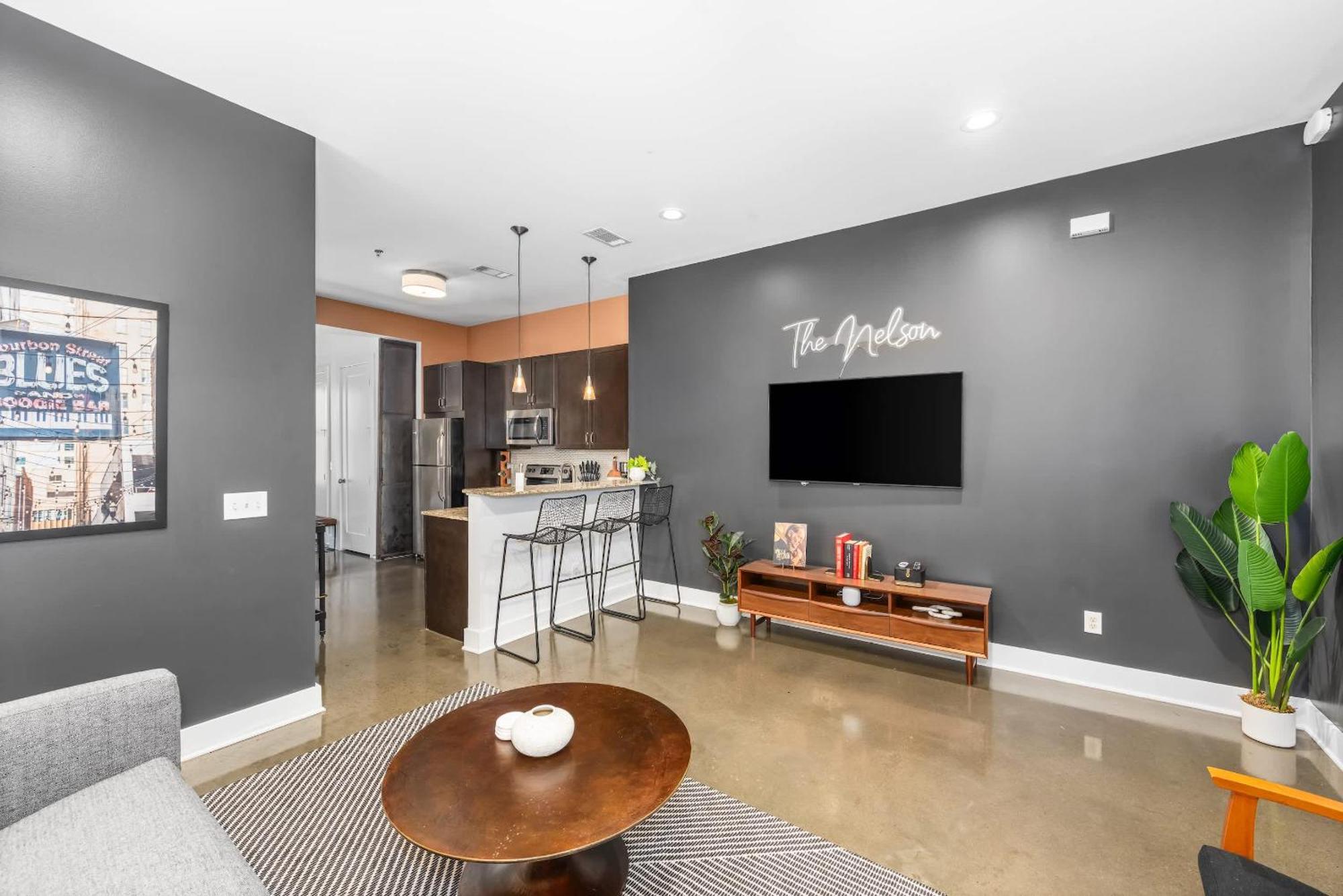 Beautiful For 4 Mins To Nightlife * Nashville