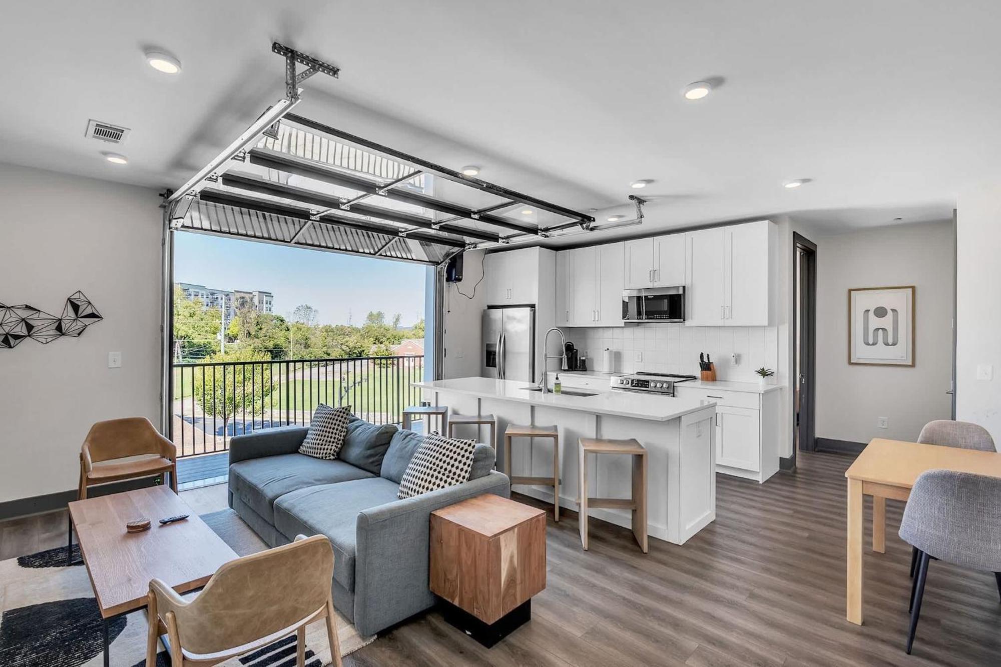 Gorgeous For 8 With Rooftop & Gym Near Dt Apartment *