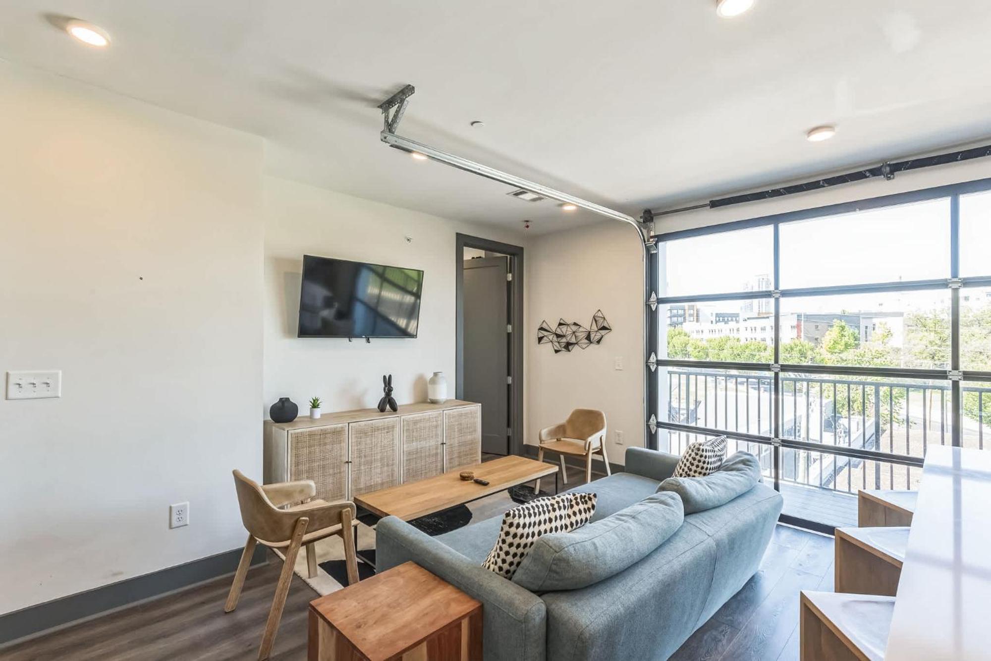 Gorgeous For 8 With Rooftop & Gym Near Dt Apartment Nashville