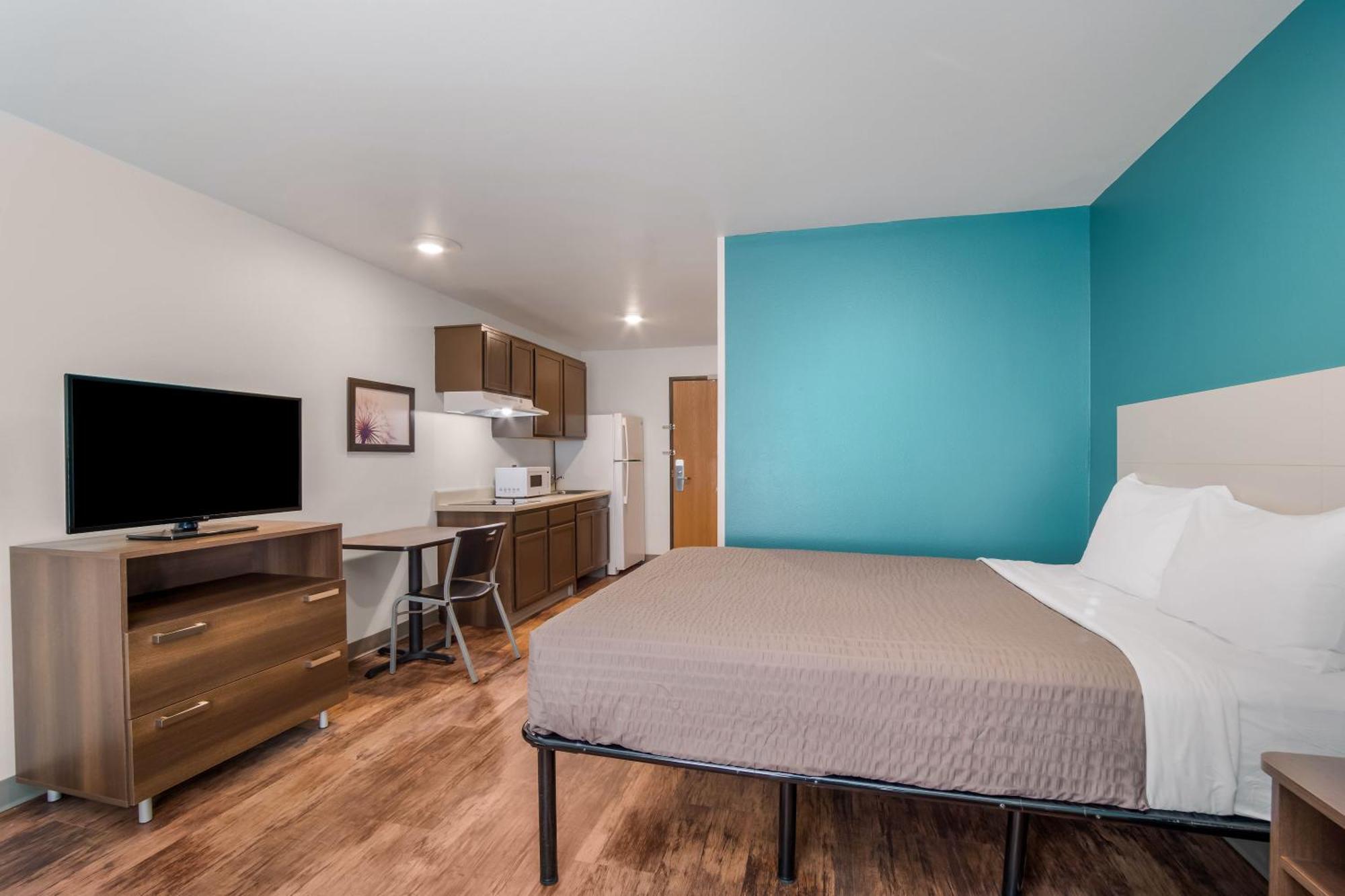 Woodspring Airport Hotel Nashville