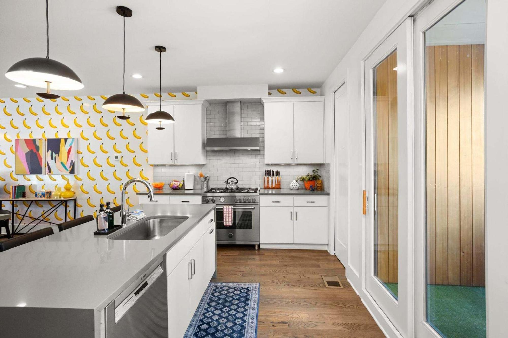 Holiday home Pop Art Retreat On Legendary 8th - Walk Everywhere