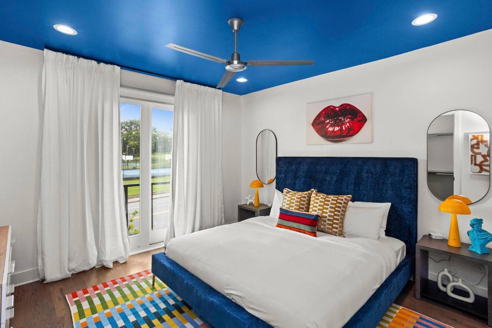 Holiday home Pop Art Retreat On Legendary 8th - Walk Everywhere Nashville