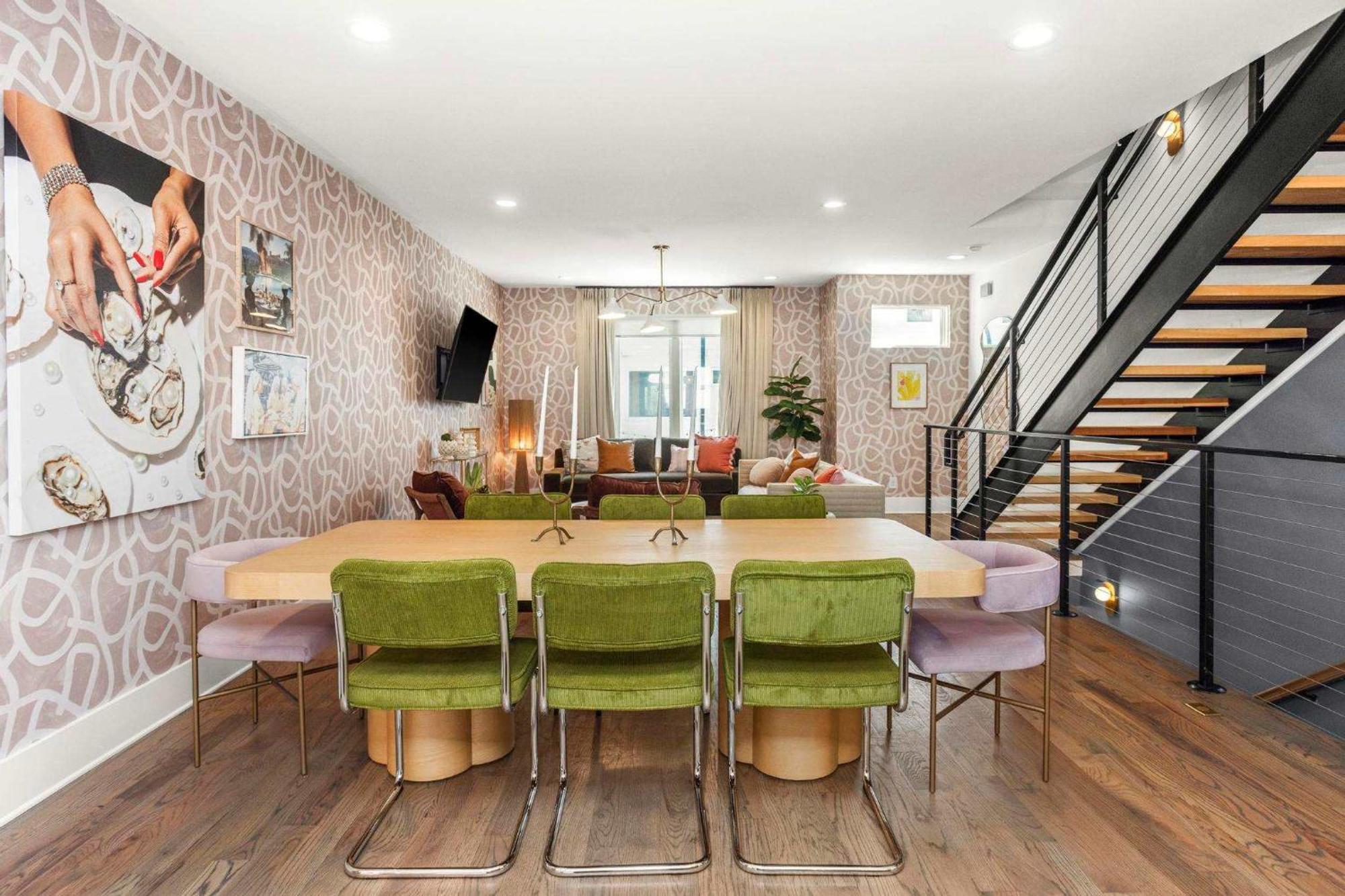 Luxe At 8th And Argyle Elite Vacation Spot Holiday home