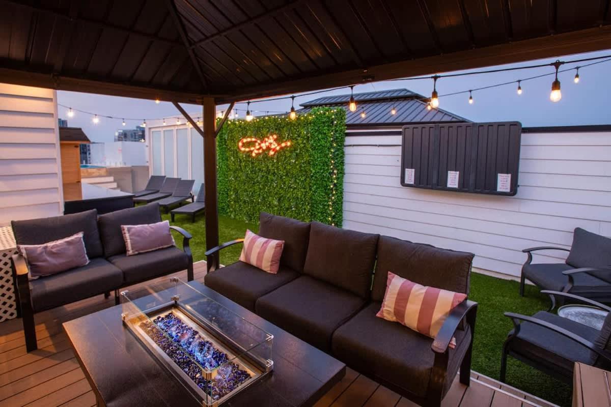 Skyline Views - Rooftop Pool - Maximum Luxury * Nashville