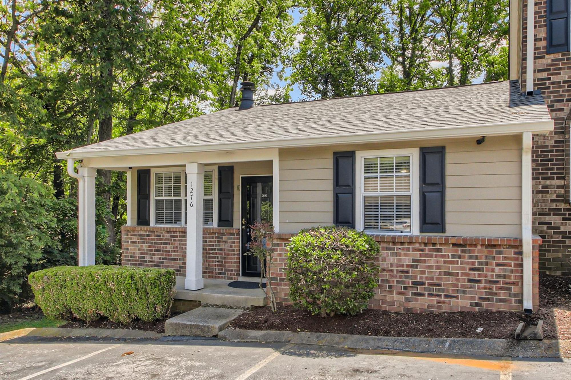 3 Units - Sleeps 24 - Mins To Downtown And Airport