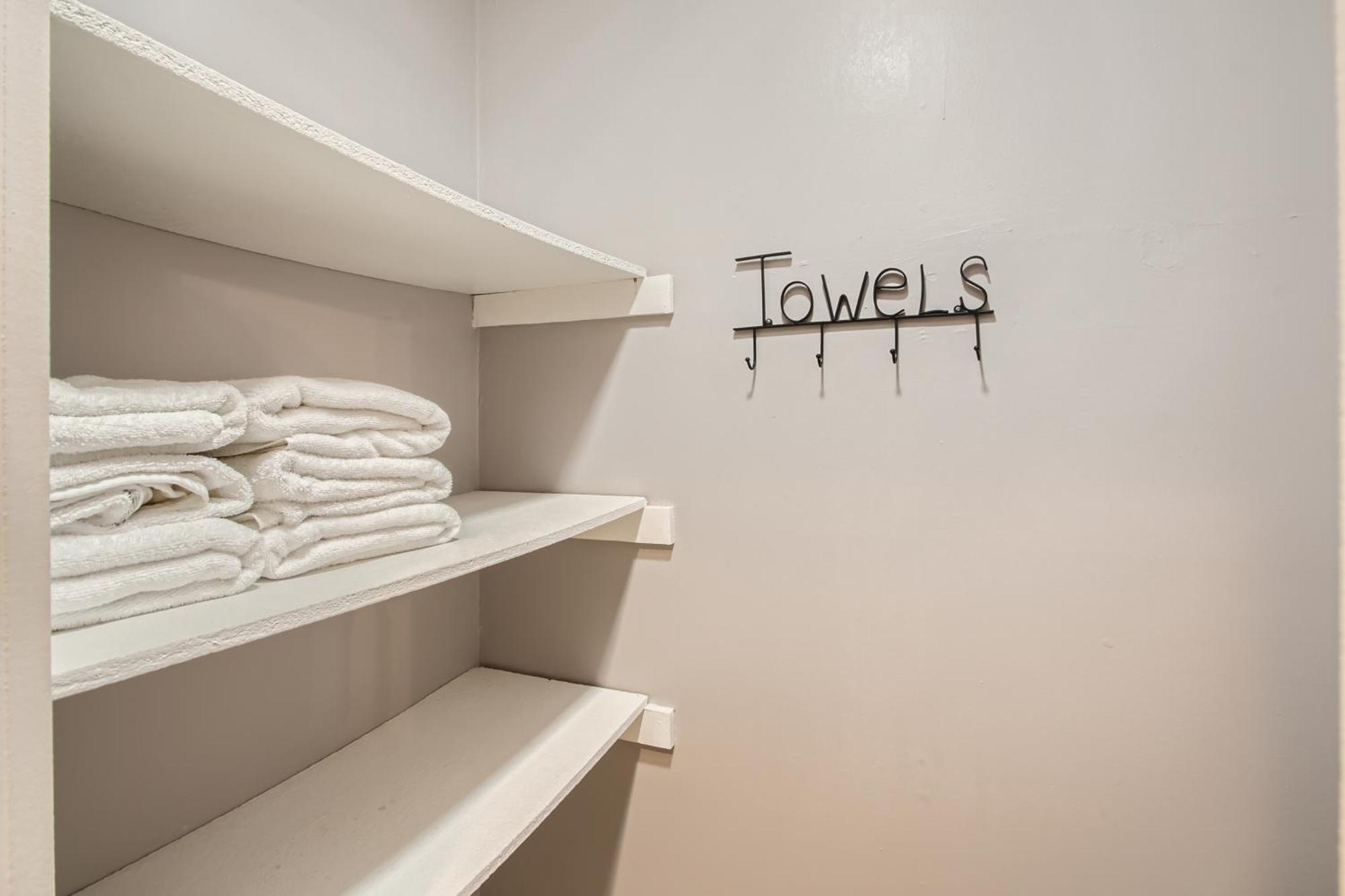 3 Units - Sleeps 24 - Mins To Downtown And Airport * Nashville