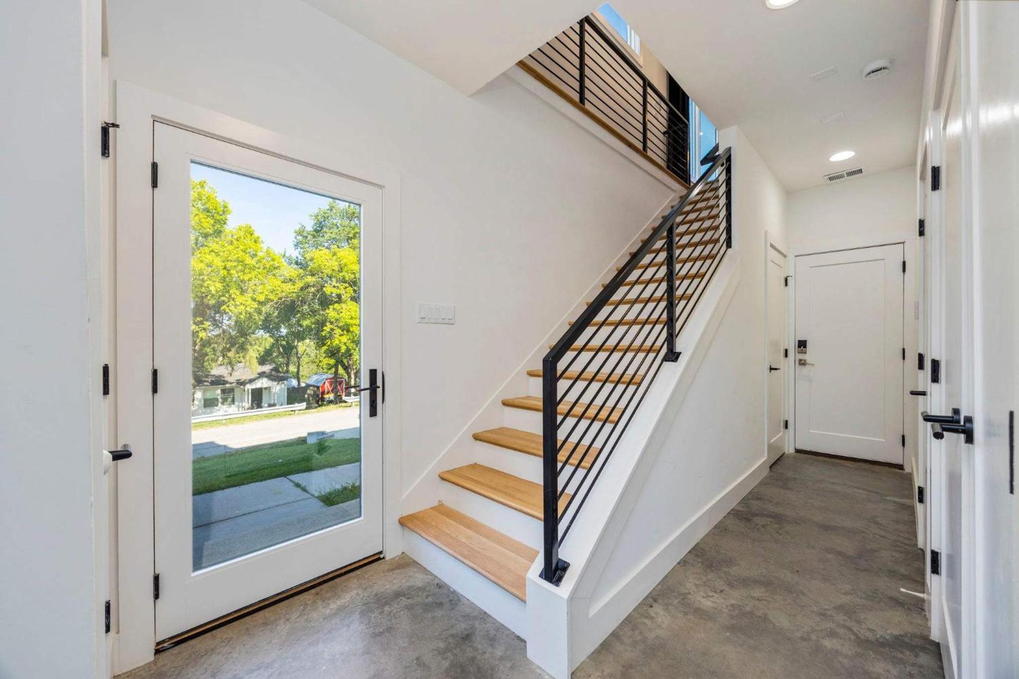 Modern Stunner 5 Min To Dt Hot Tub Rooftop Views