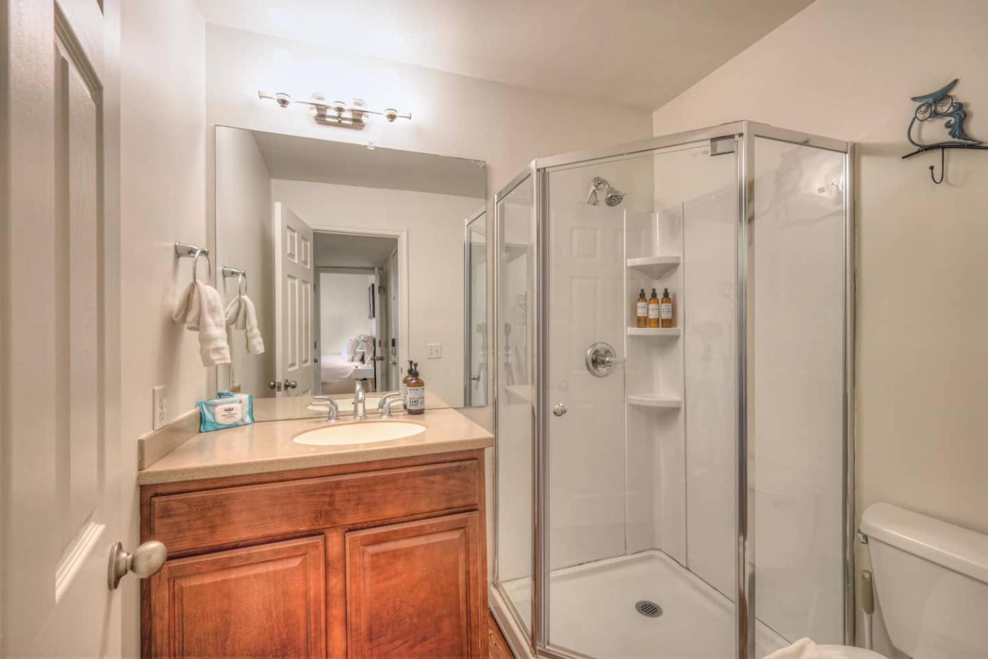 Holiday home Happiness On Nashville's Riverfront - 2bed 2bath Nashville