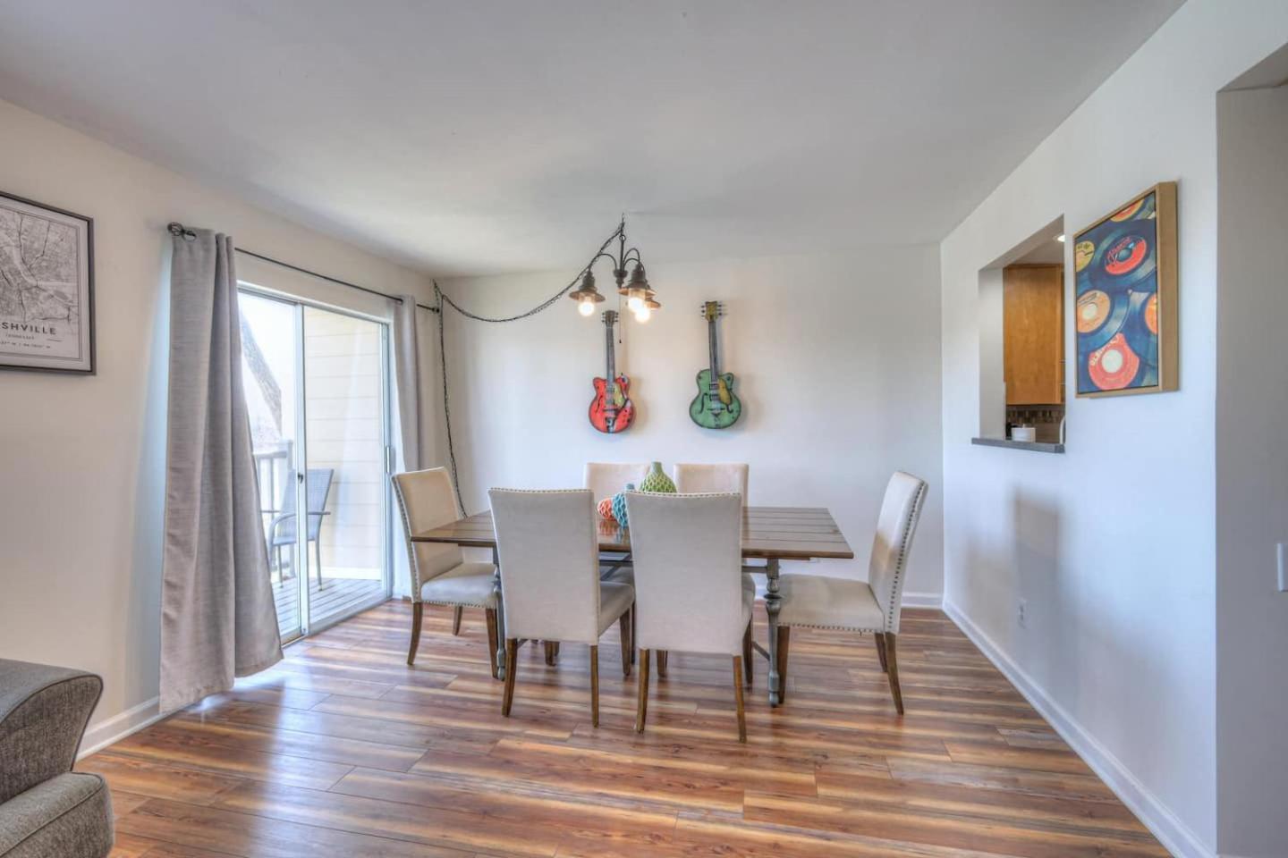 Happiness On Nashville's Riverfront - 2bed 2bath Holiday home Nashville