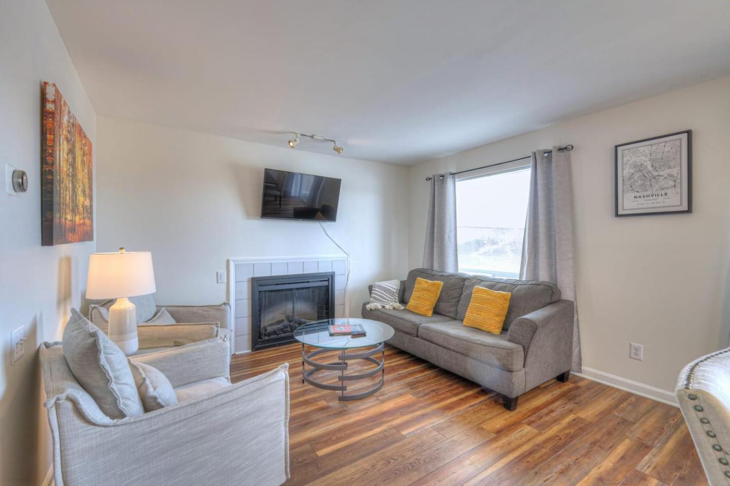 Happiness On Nashville's Riverfront - 2bed 2bath Holiday home *