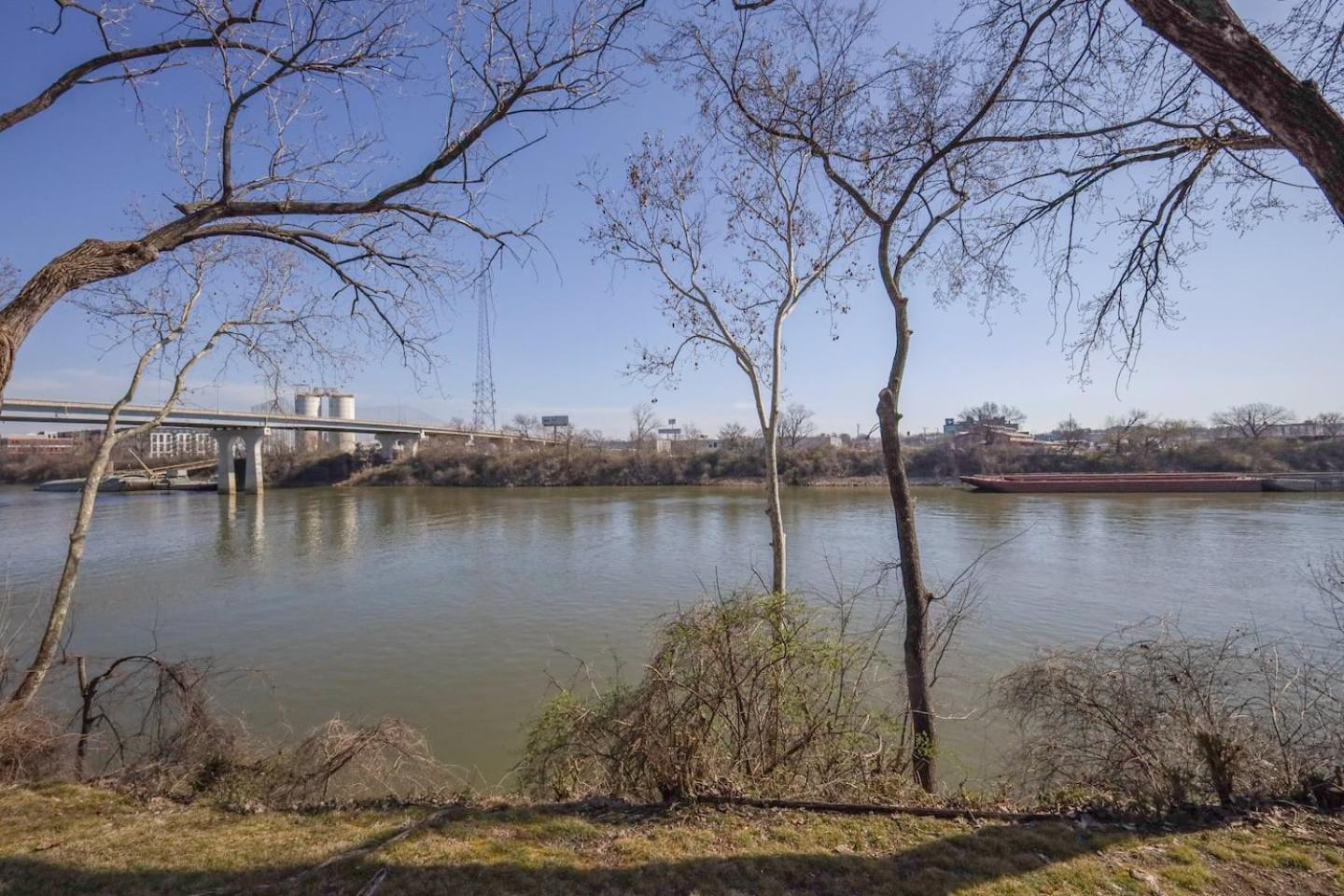 Happiness On Nashville's Riverfront - 2bed 2bath Nashville