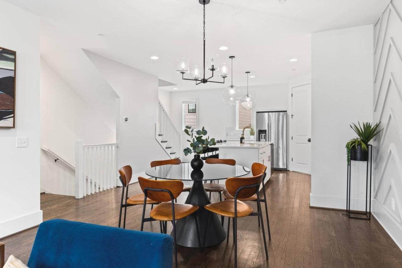 Two Adjacent Homes By 12 South And Belmont That Sleeps 24 * Nashville