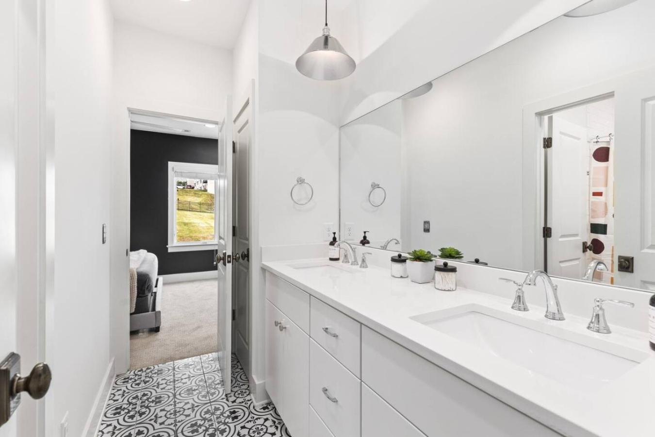 Holiday home Two Adjacent Homes By 12 South And Belmont That Sleeps 24 Nashville