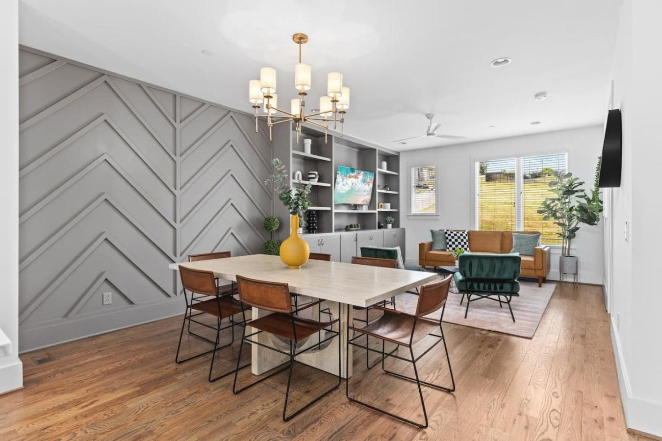 Two Adjacent Homes By 12 South And Belmont That Sleeps 24 Holiday home