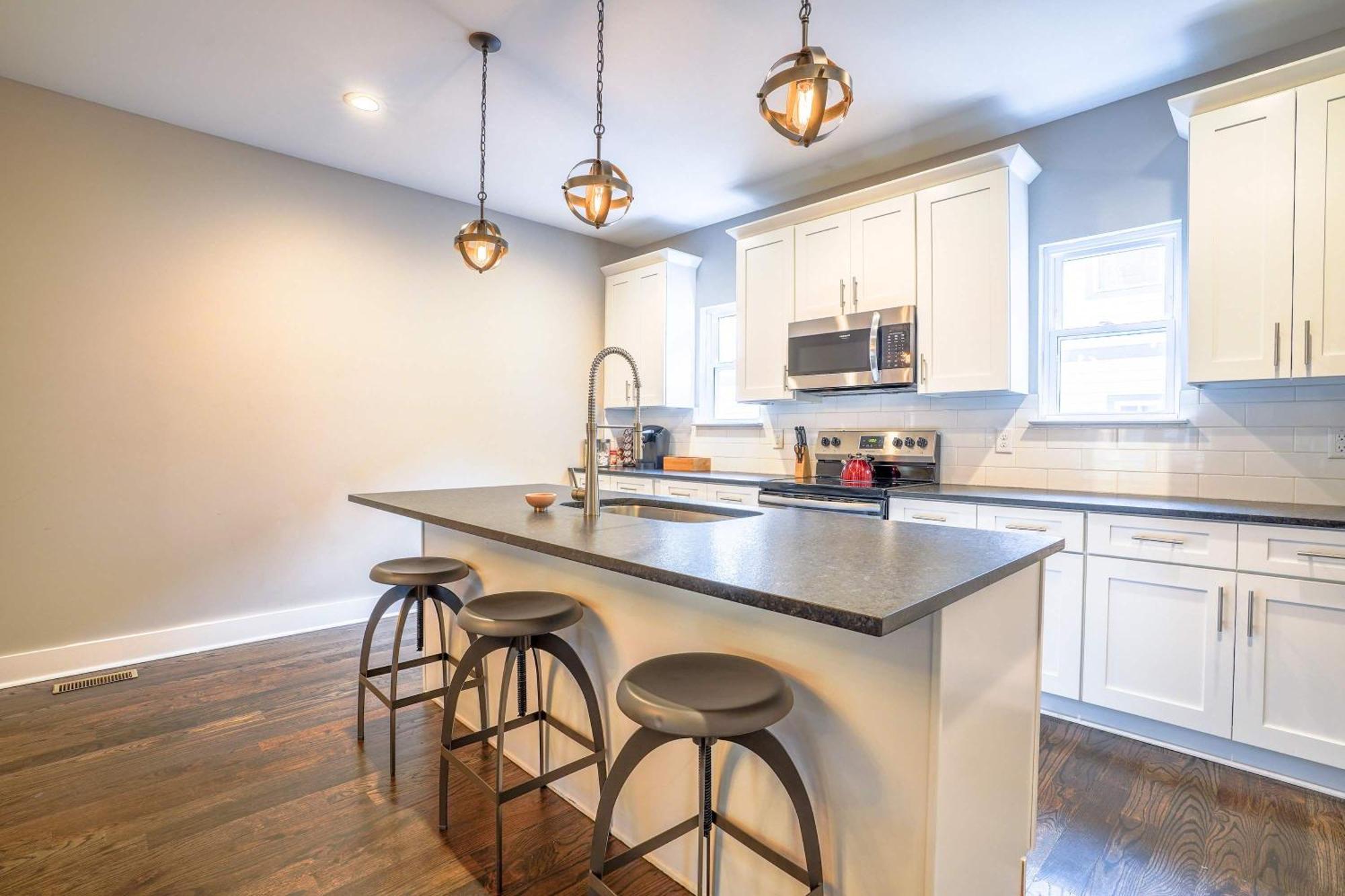 Side By Side Townhomes In East * Nashville