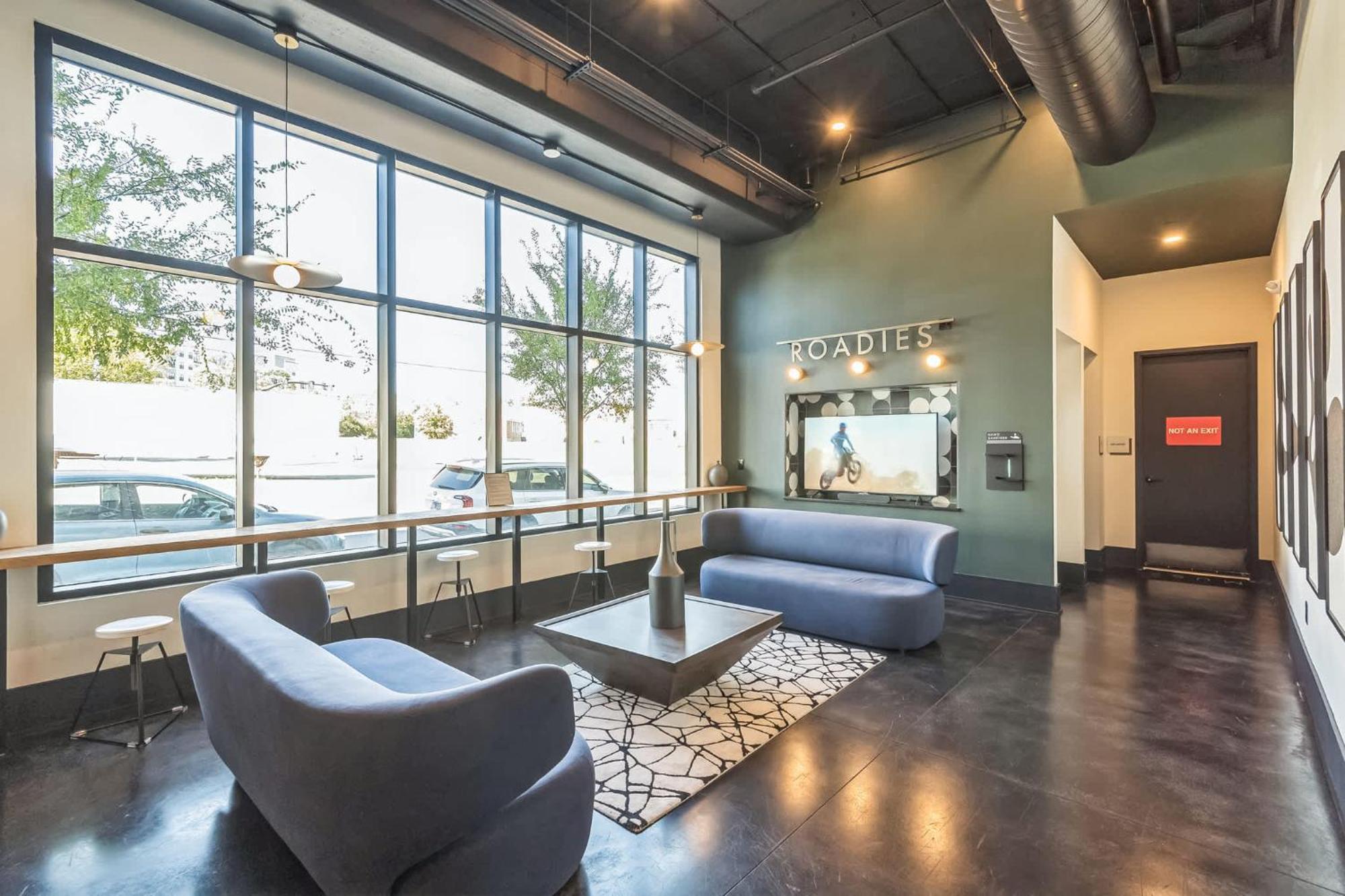 Apartment Gorgeous For 8 With Rooftop & Gym Near Dt Nashville