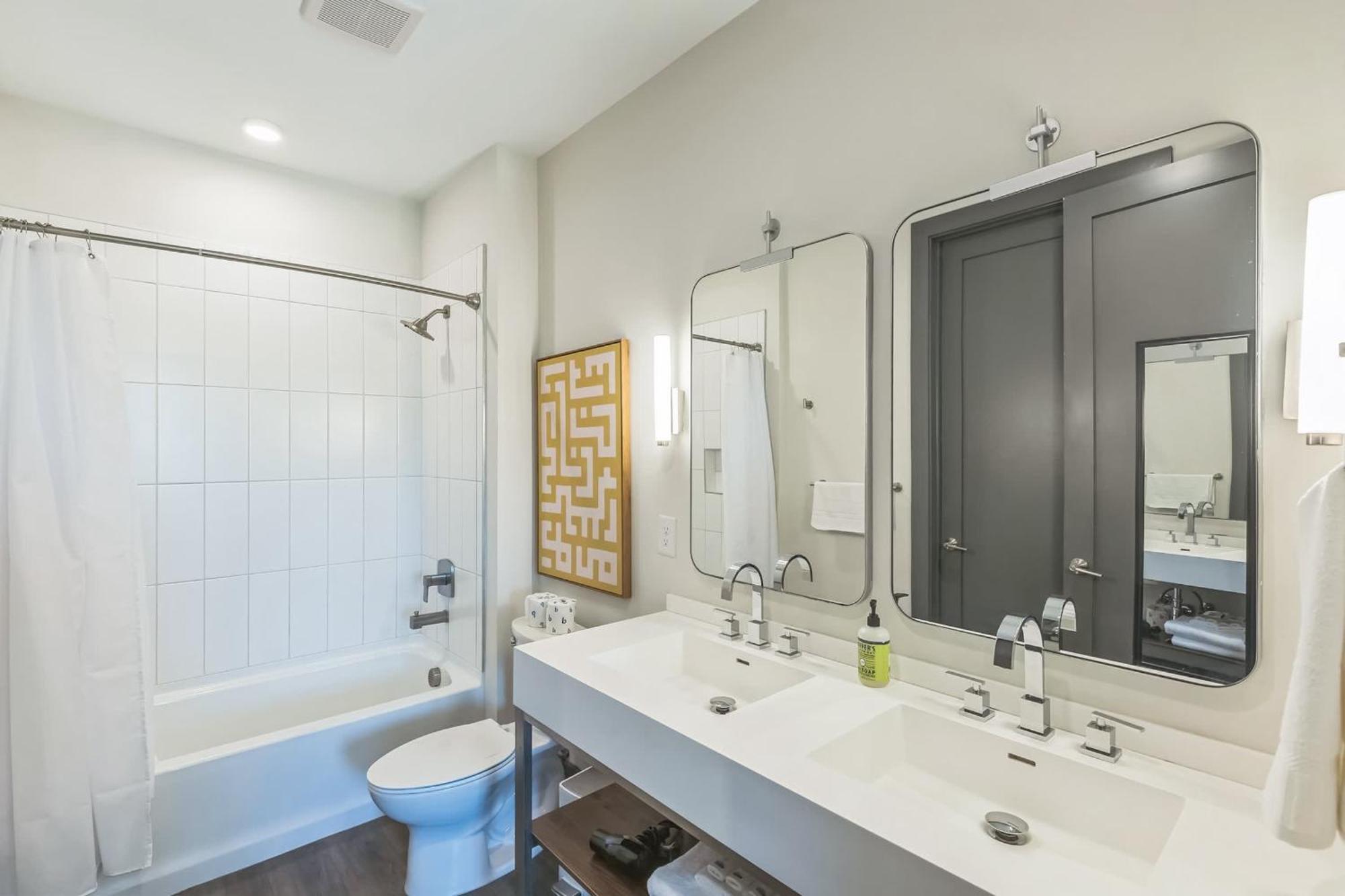 Gorgeous For 8 With Rooftop & Gym Near Dt Nashville