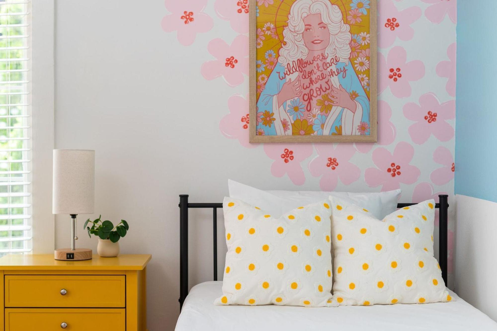 The Dolly House On Music Row - 4br - Sleeps 12 Nashville