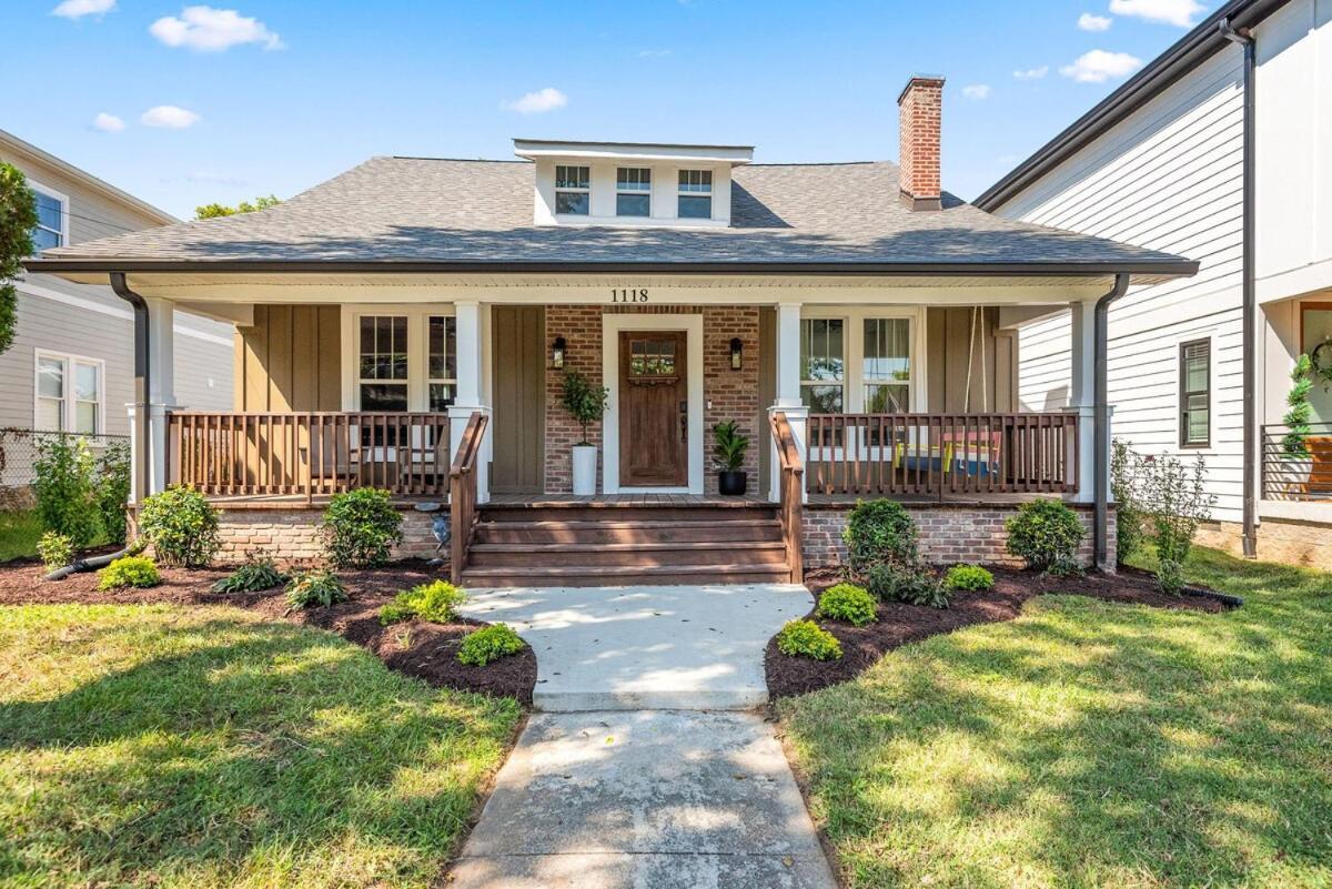 4 Bedroom House With Hot Tub And Backyard Close To Downtown * Nashville